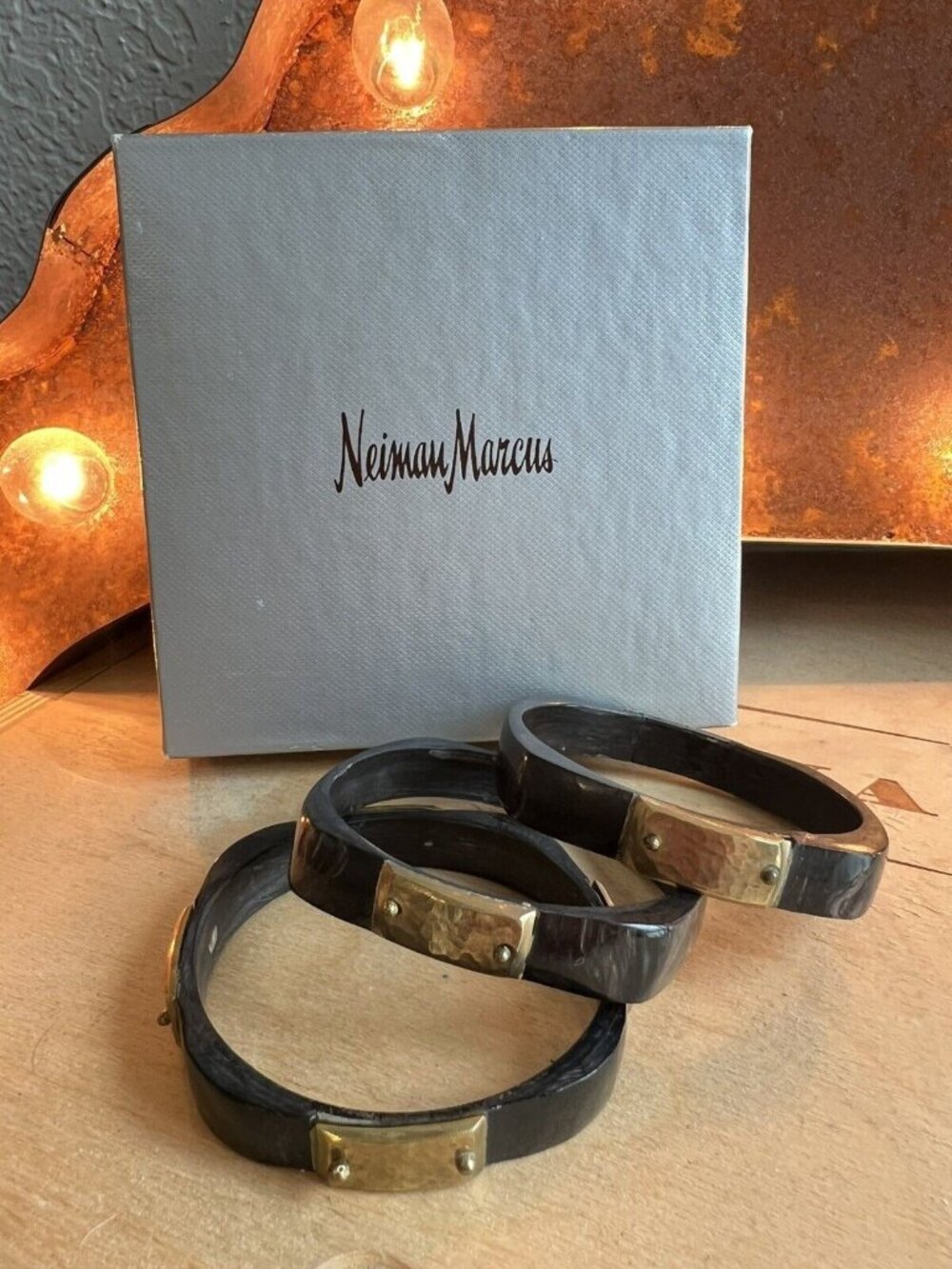 AP Kenya Ashley Pittman Horn & Hammered Brass Stacked Set of 3 Bangle Bracelet